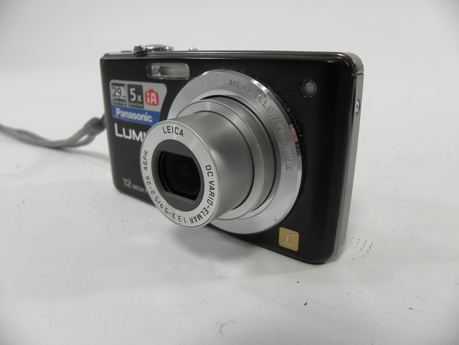 Panasonic Lumix DMC-FS15 12mp Digital camera