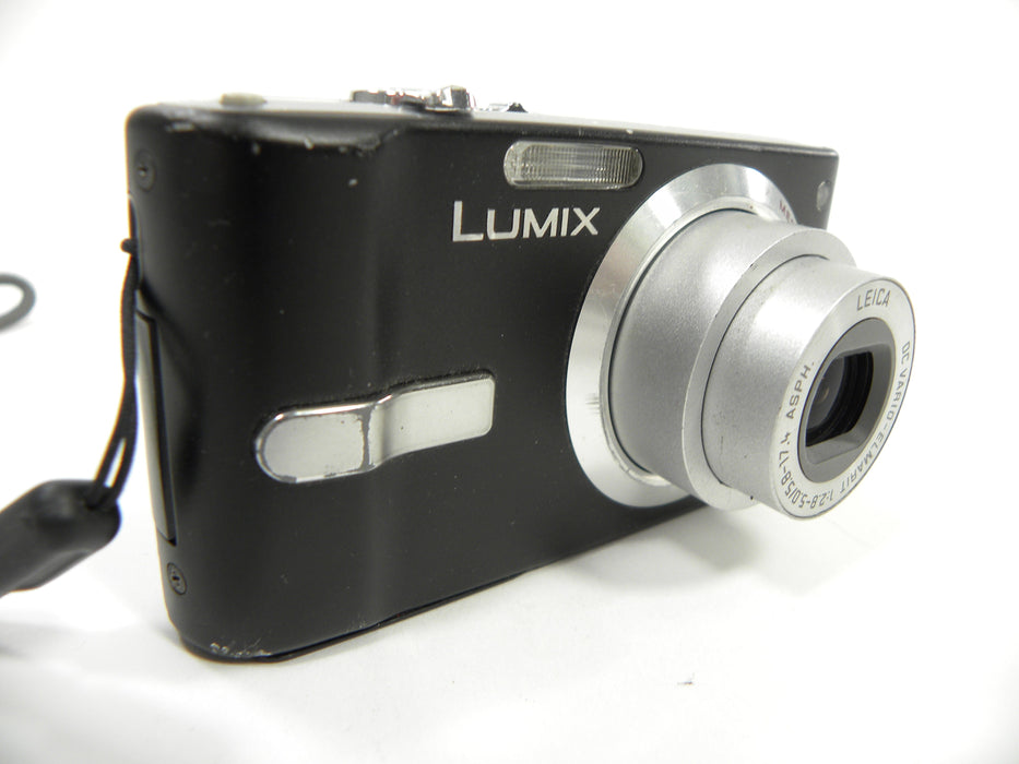 Panasonic Lumix DMC-FX12 7.2mp Digital Camera