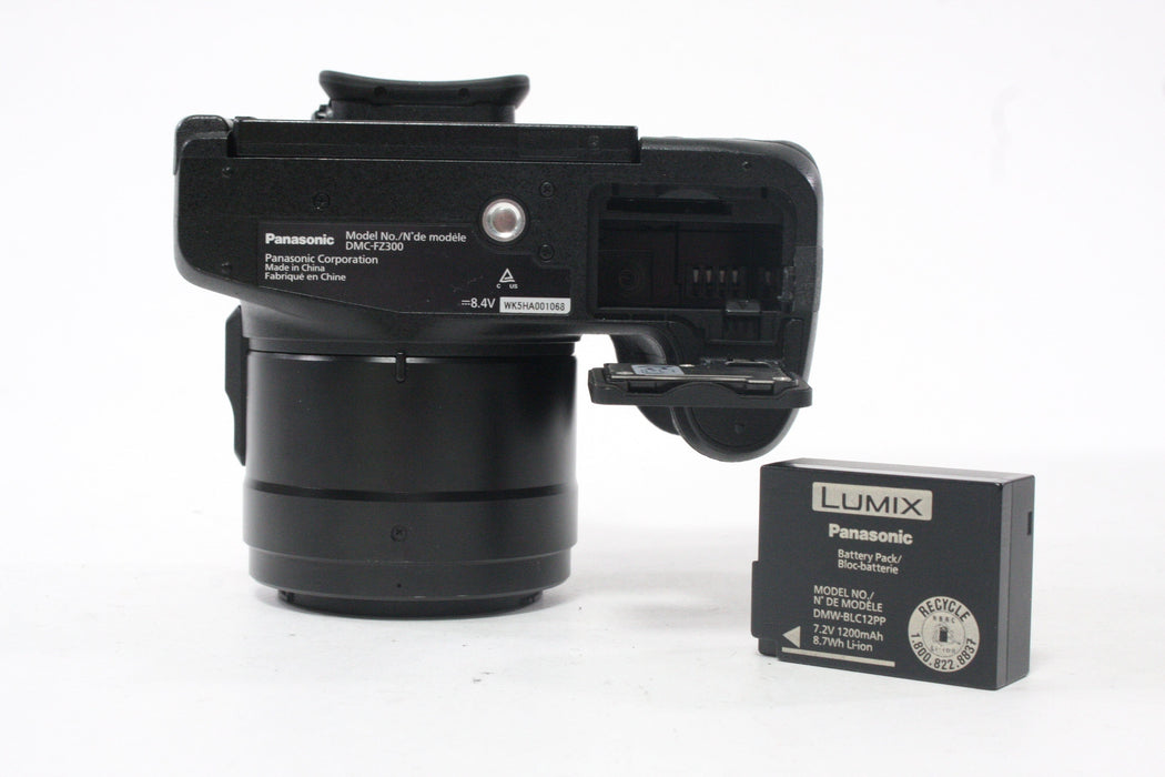 Panasonic Lumix DMC-FZ300 Digital Bridge Camera with 25-600mm Lens