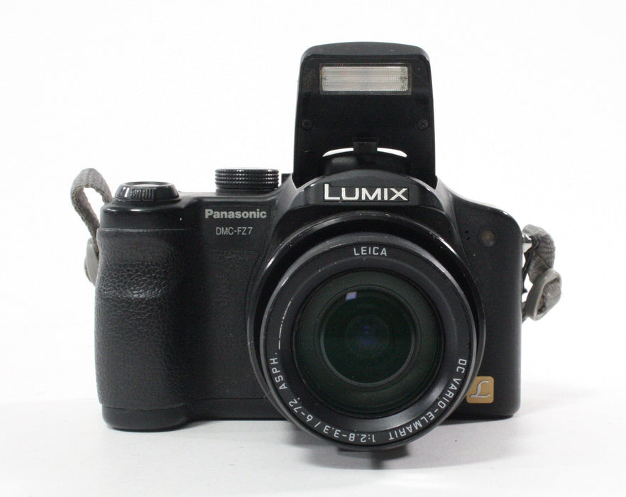 Panasonic Lumix DMC-FZ7 Point-and-Shoot Digital Camera 12x Zoom 6mp