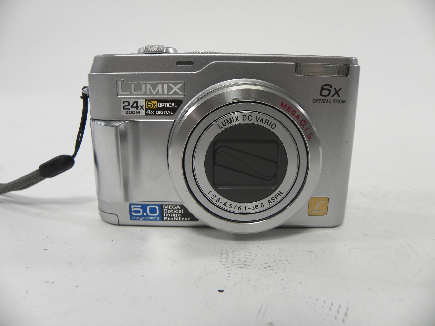 Panasonic Lumix DMC-LZ2 5.0mp Digital Camera