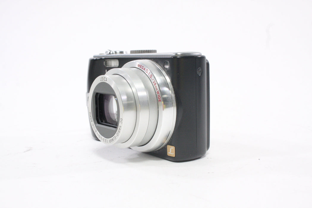 Panasonic Lumix DMC-TZ3 Digital Point-and-Shoot Camera 10x Zoom 7.2mp