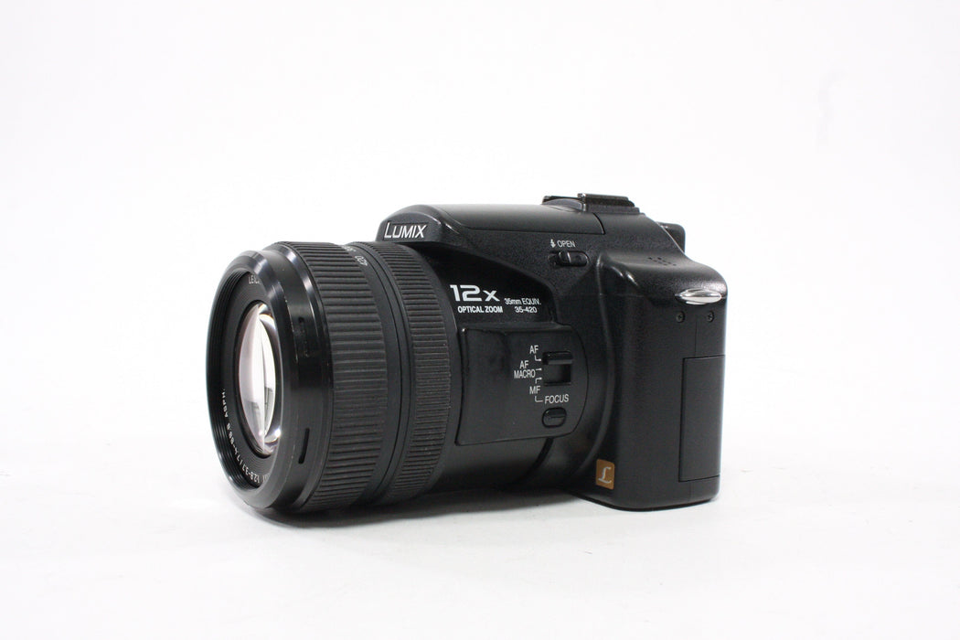 Panasonic Lumix FZ30 Digital Camera 12x Zoom 8.0mp