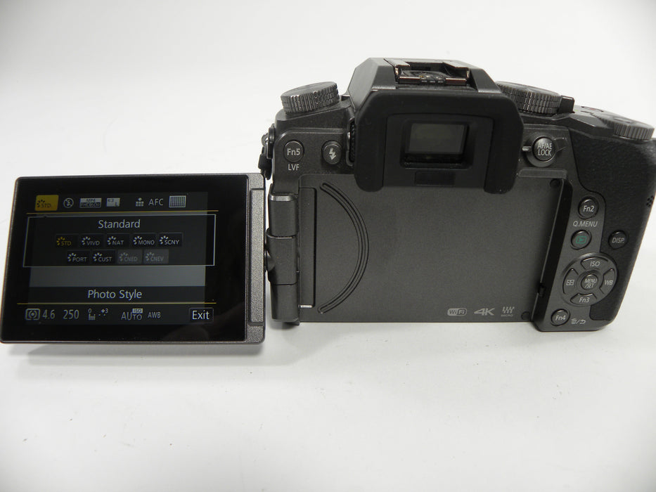 Panasonic Lumix G DMC-G7 16mp Digital Mirrorless w/14-42 Vario Shutter Ct. 205