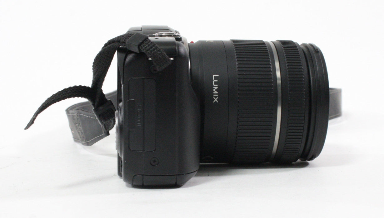 Panasonic Lumix GF3 Digital Mirrorless Camera with 14-42mmf/3.5-5.6 Lens