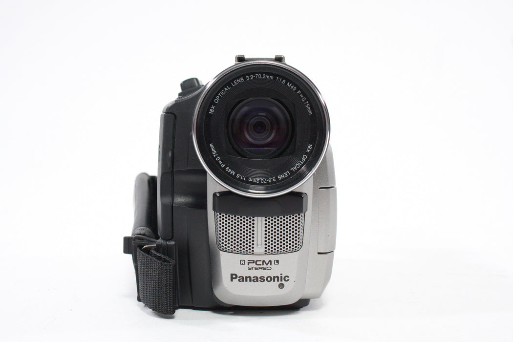 Panasonic PalmSight GR-SXM330 Mini-DV Camcorder