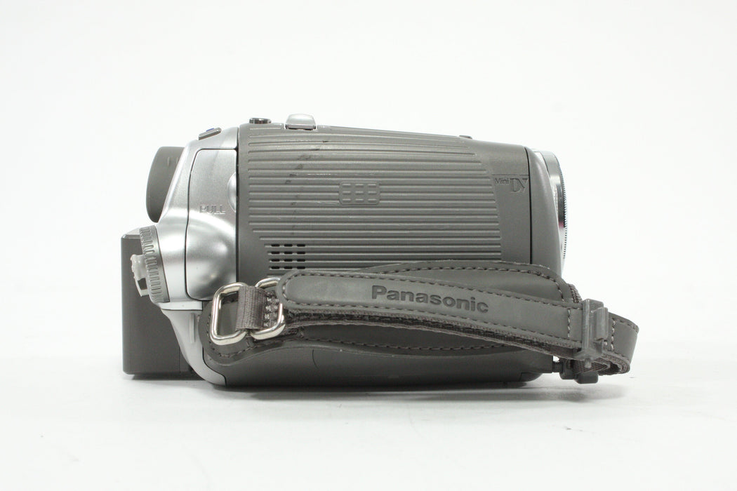 Panasonic PV-GS150 Camcorder with Leica Dicomar Lens