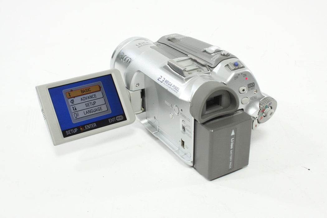 Panasonic PV-GS150 Camcorder with Leica Dicomar Lens
