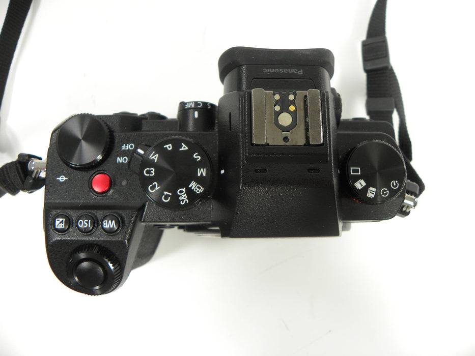 Panasonic S5 24.2mp Digital Mirrorless Camera Body Only Shutter Ct. 9,345