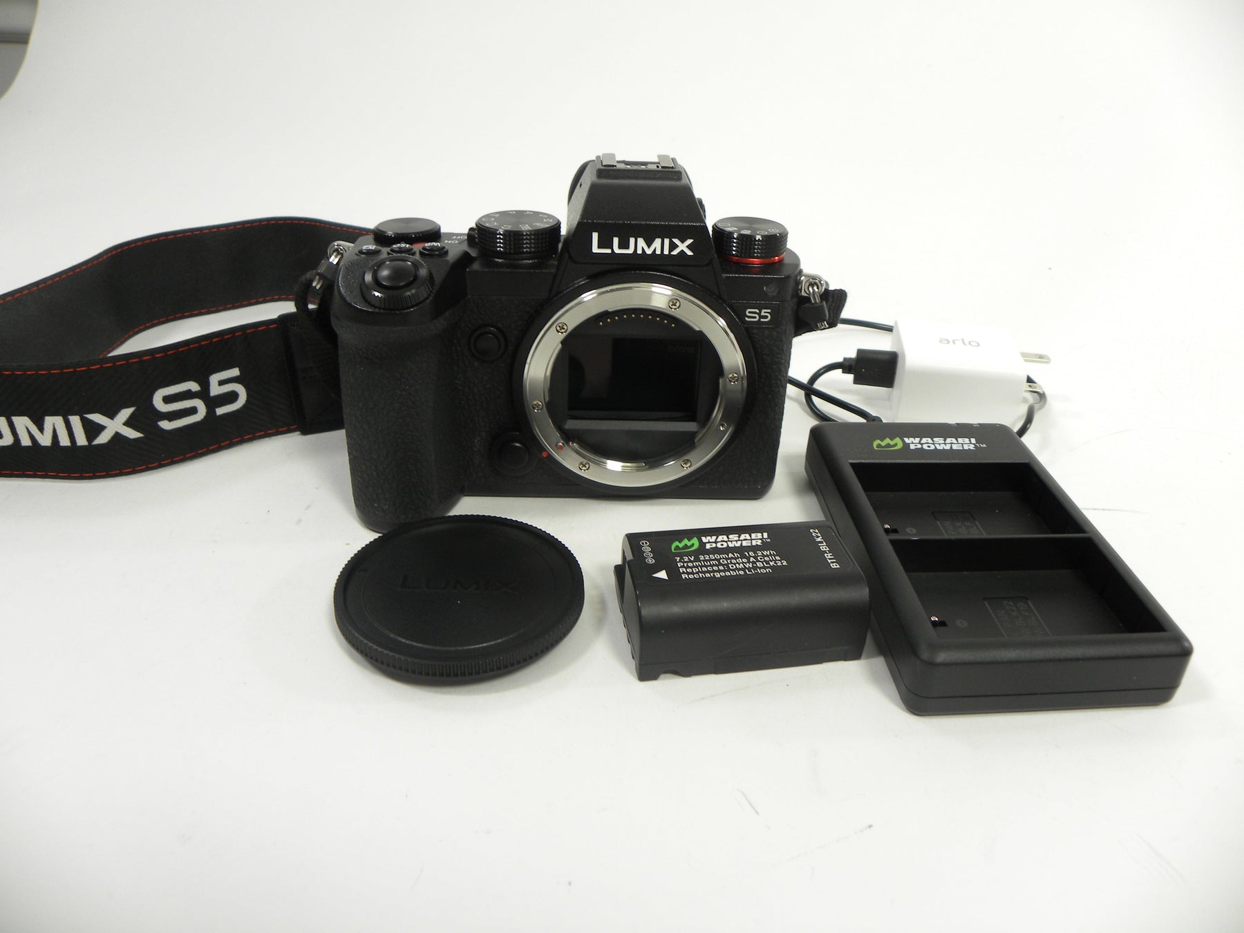 Panasonic S5 24.2mp Digital Mirrorless Camera Body Only Shutter Ct. 9,345
