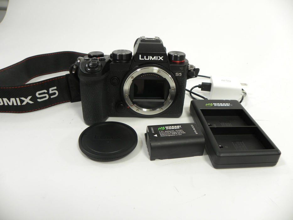 Panasonic S5 24.2mp Digital Mirrorless Camera Body Only Shutter Ct. 9,345