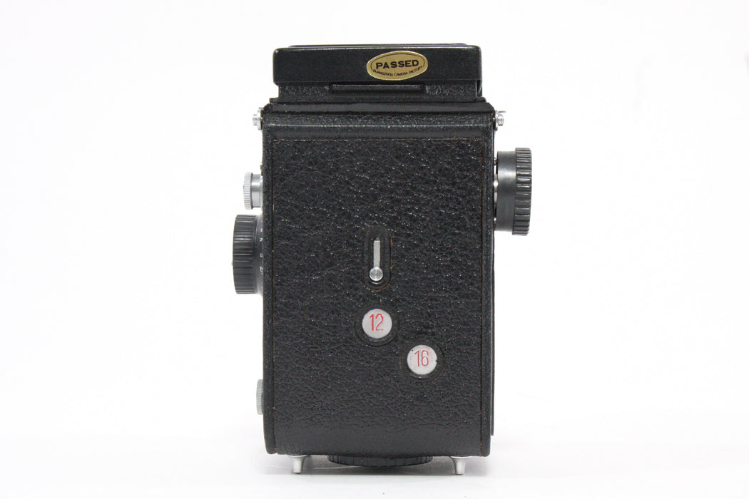 Pearl River 120 Twin Lens Reflex Camera