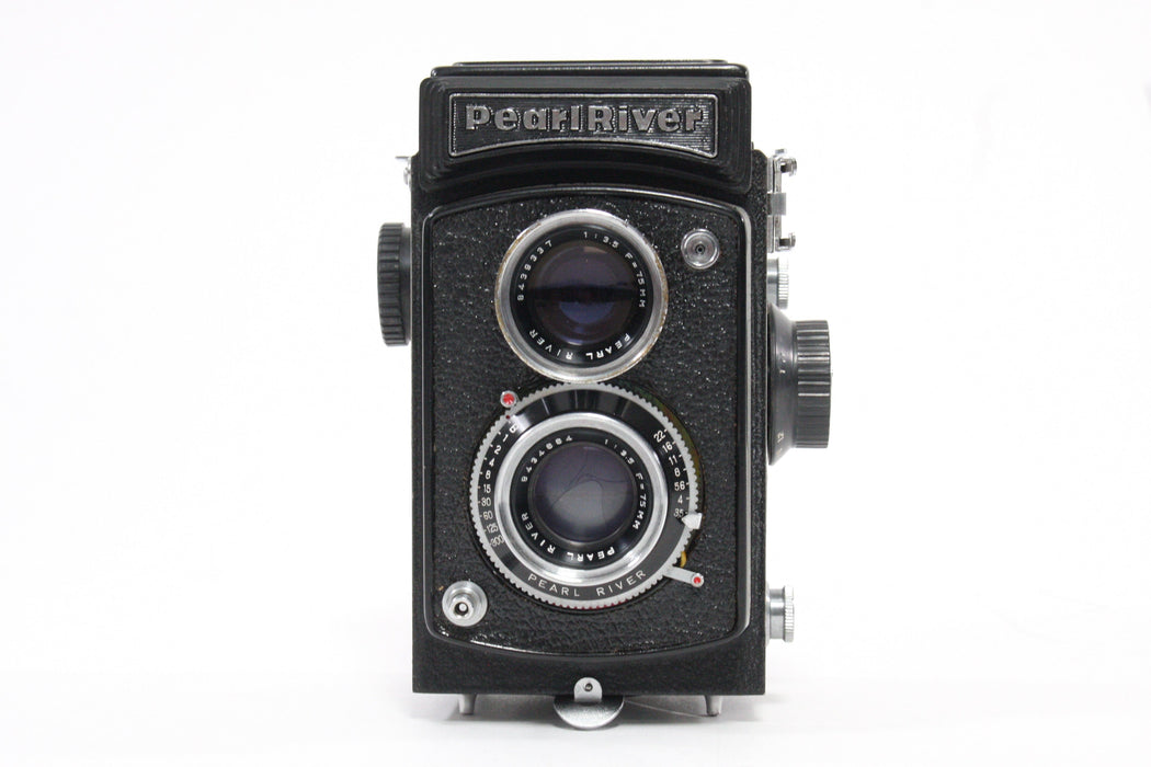 Pearl River 120 Twin Lens Reflex Camera