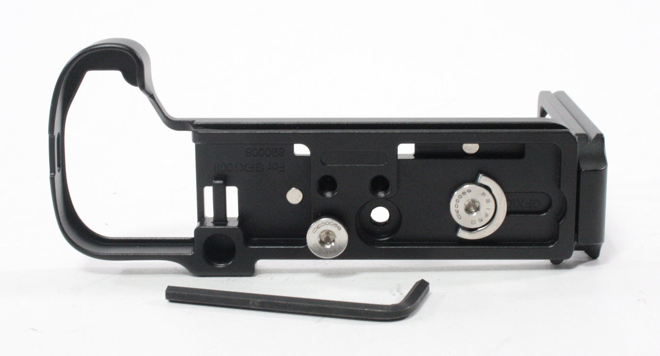 PEIPRO Metal Quick Release L-Bracket Hand Grip Plate for Fuji Fujifilm GFX100II USED