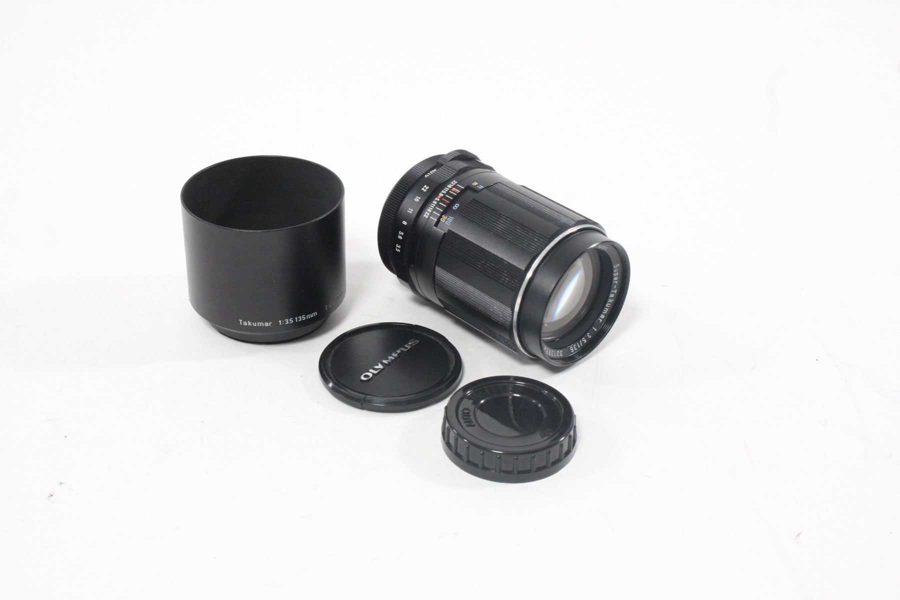 Pentax 135mm f/3.5 Super-Takumar Lens for M42 Screw Mount