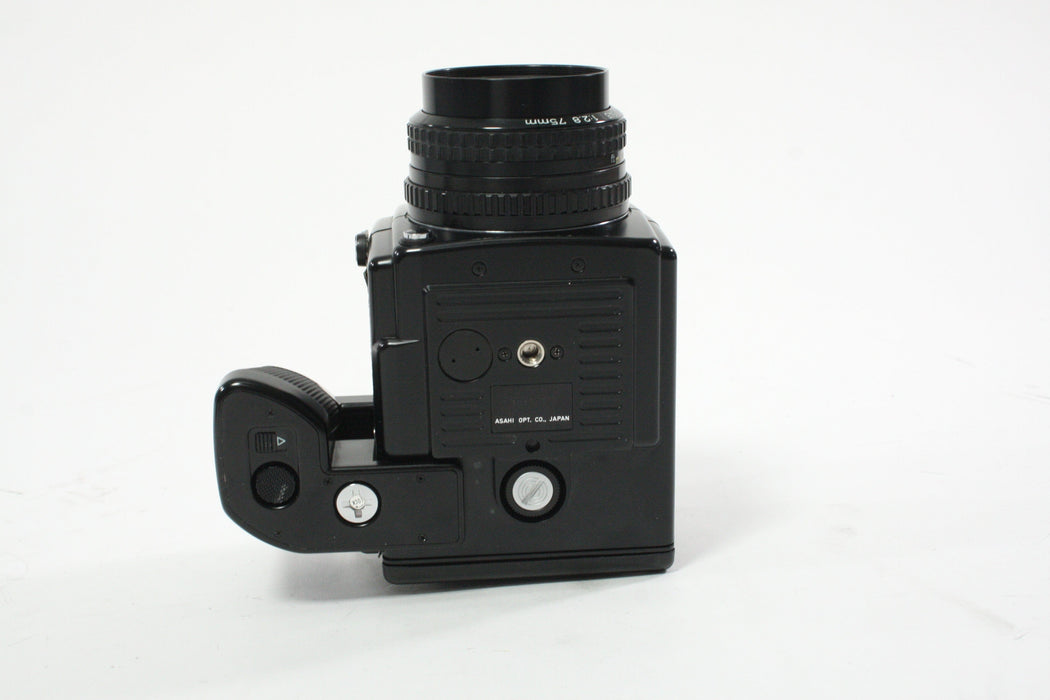 Pentax 645 Camera Outfit with 75MM F2.8 Lens and 220 Film Back