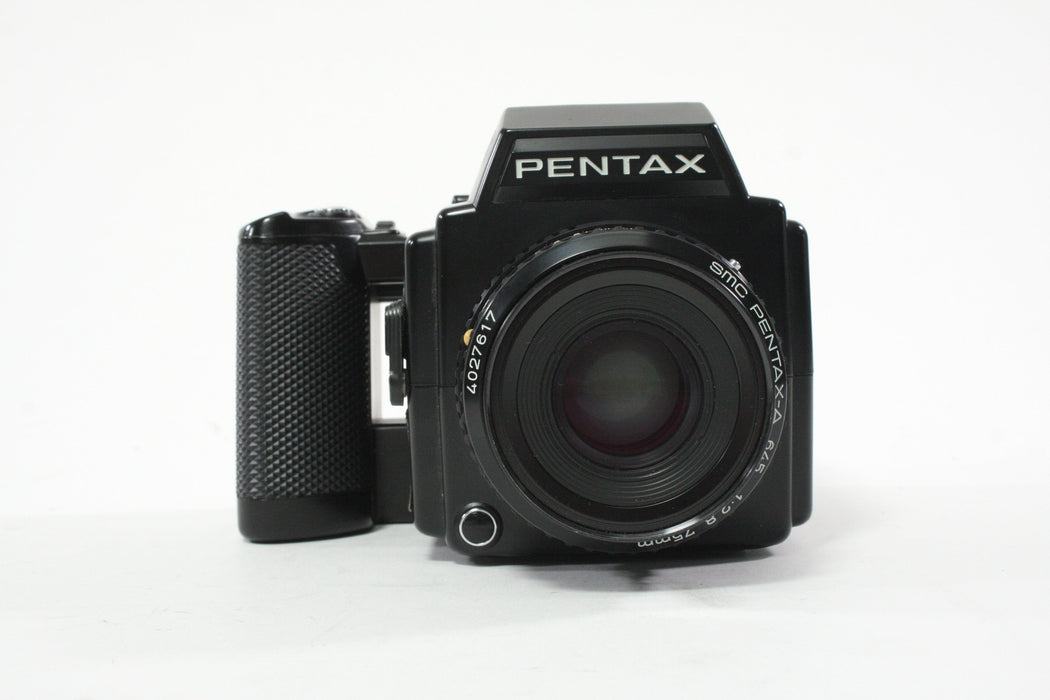 Pentax 645 Camera Outfit with 75MM F2.8 Lens and 220 Film Back