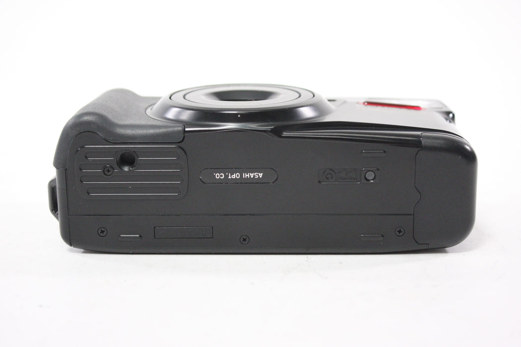 Pentax IQZoom 700 35mm Point and Shoot Camera