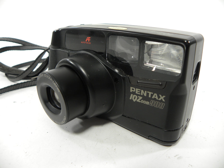 Pentax IQZoom 900 35mm Camera