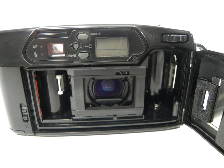 Pentax IQZoom 900 35mm Camera