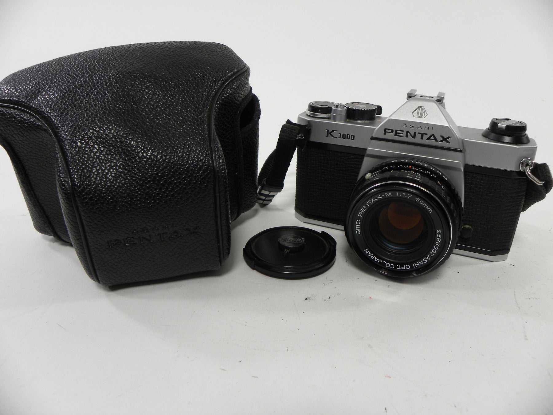 Pentax K-1000 35mm SLR w/SMC Pentax-M 50mm f1.7