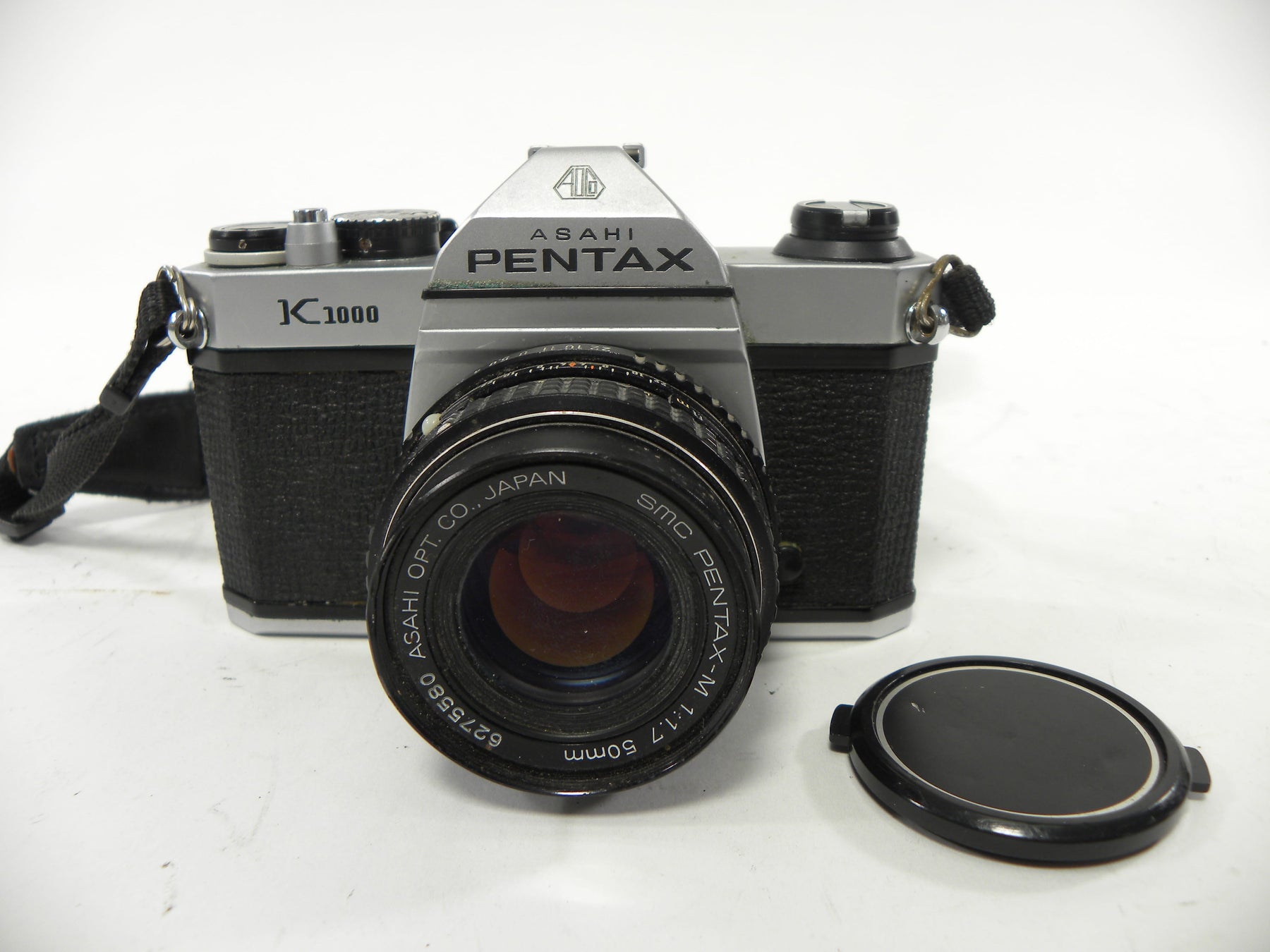 Pentax K-1000 35mm SLR w/SMC Pentax-M 50mm f1.7