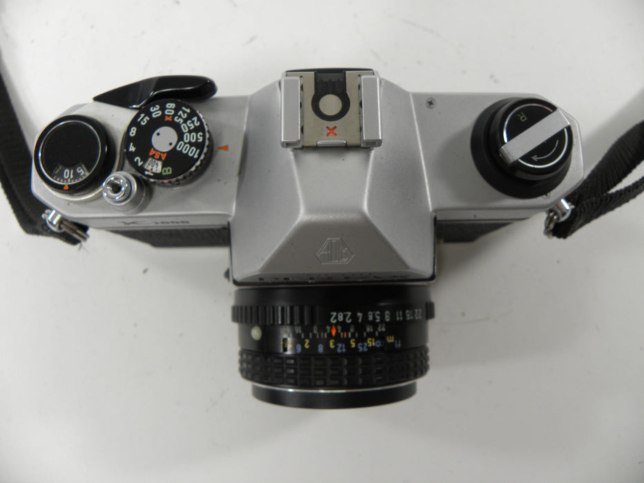 Pentax K-1000 35mm SLR w/SMC Pentax-M 50mm f2