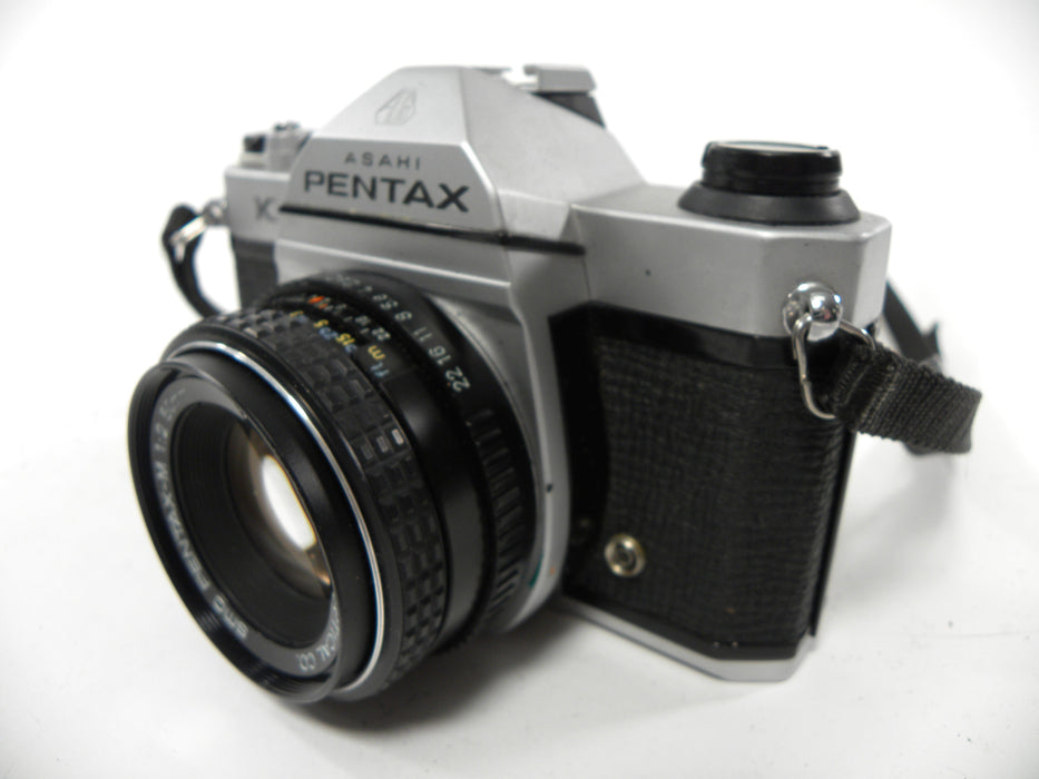 Pentax K-1000 35mm SLR w/SMC Pentax-M 50mm f2
