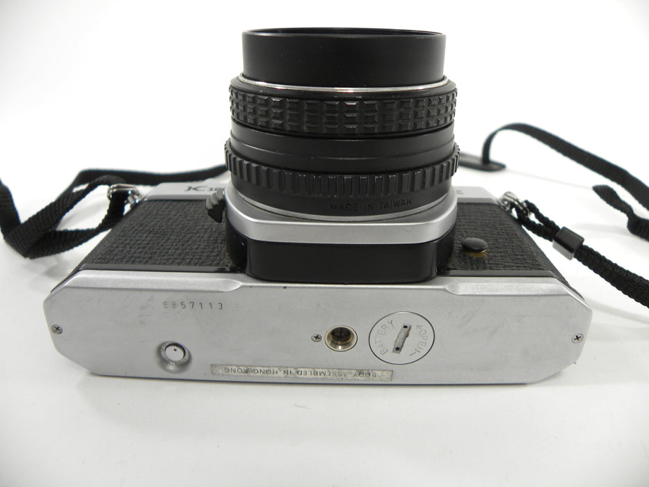 Pentax K-1000 SE 35mm SLR w/SMC Pentax-M 50mm f2