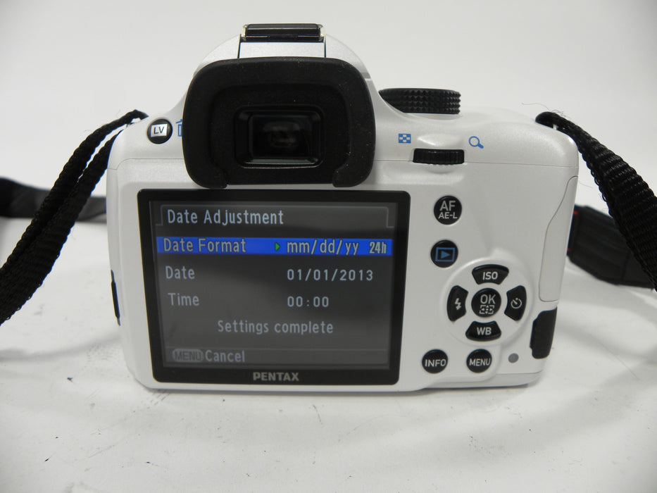 Pentax K-50 SR 16.3mp Digital SLR w/Pentax-DAL 18-55 AL WR Shutter Ct.1,721