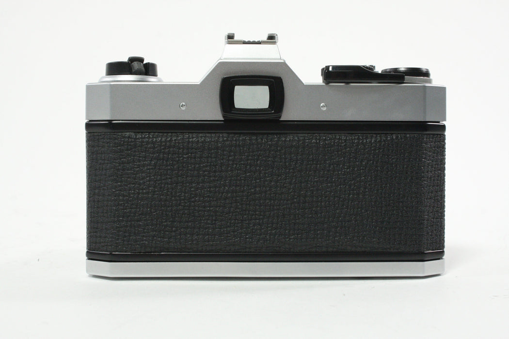 Pentax K1000 35mm SLR Camera with 50mm f/1.7 SMC Lens