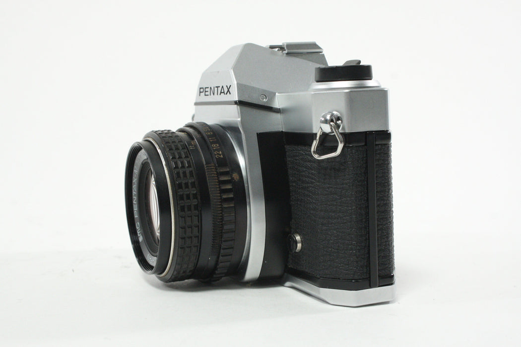 Pentax K1000 35mm SLR Camera with 50mm f/1.7 SMC Lens