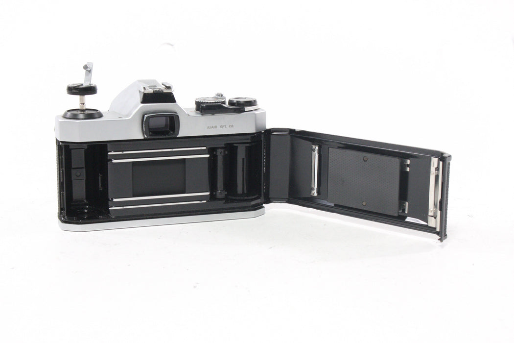 Pentax K1000 35mm SLR Camera with 50mm f/2.0 Lens