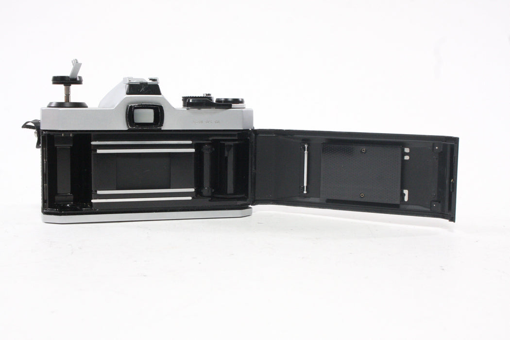 Pentax K1000 35mm SLR Camera with 50mm f/2 Lens