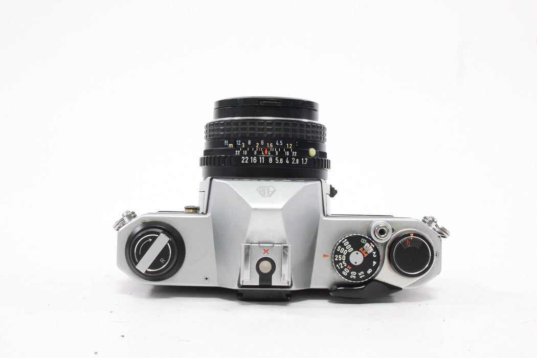 Pentax K1000 SE 35mm SLR Camera with 50mm f/1.7 Lens