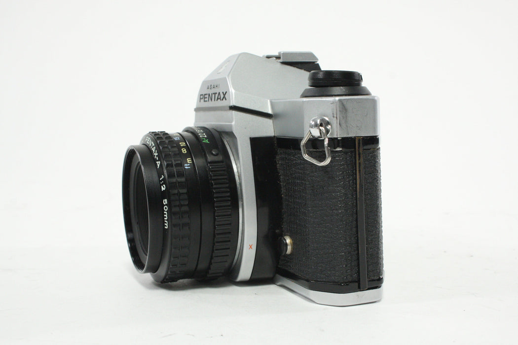 Pentax K1000 SLR Camera with 50mm f/2 Lens
