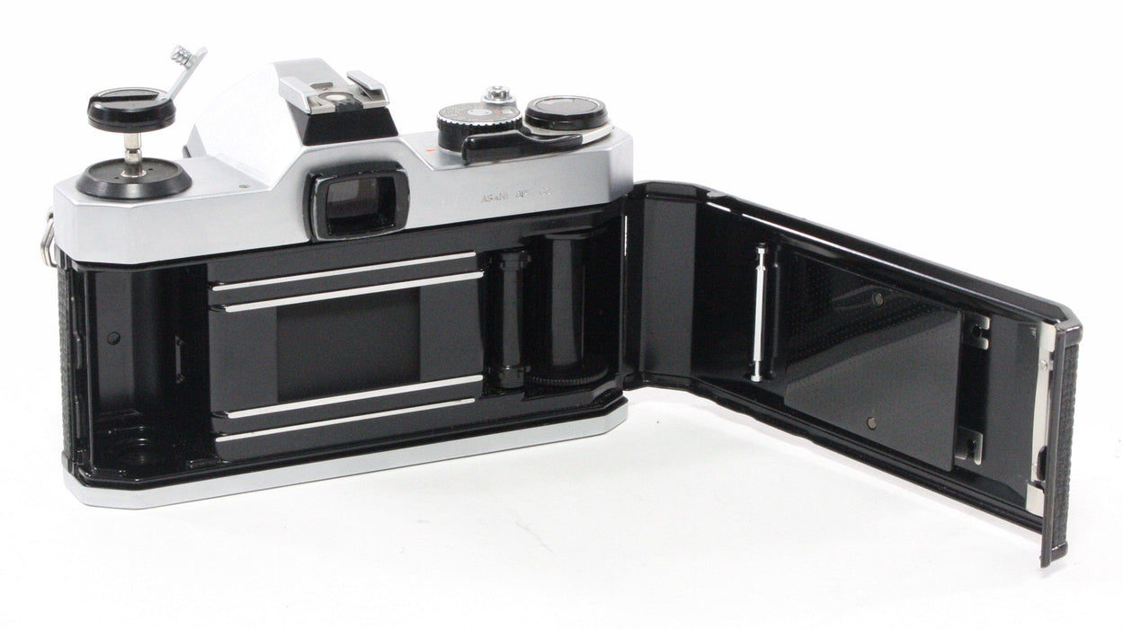 Pentax K1000 with 50mm f/1.7 lens