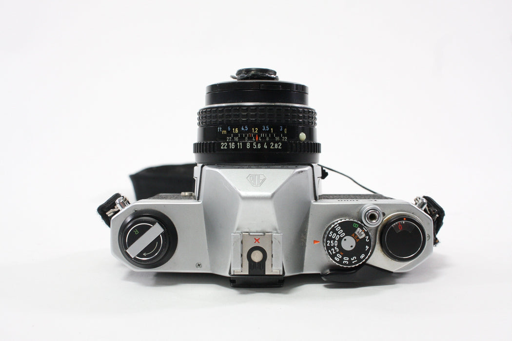 Pentax K1000 with 50mm f/1.7 Lens