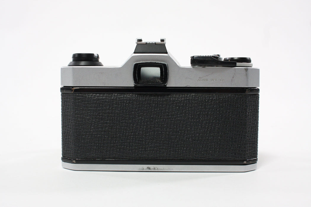 Pentax K1000 with 50mm f/1.7 Lens