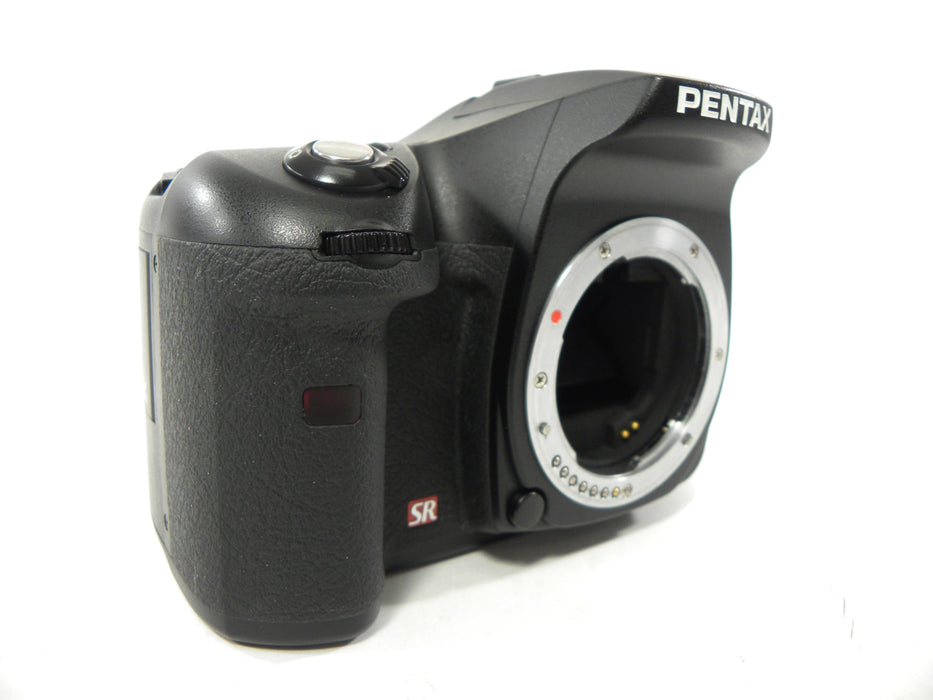 Pentax K10D 10.2mp Digital SLR Body Only Shutter Ct. 3,002