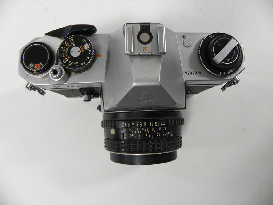 Pentax KM 35mm SLR w/SMC Pentax-M 50mm f2