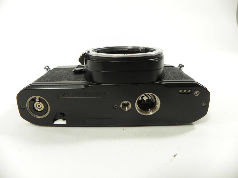 Pentax ME 35mm SLR Camera Body Only (Parts-Repair)