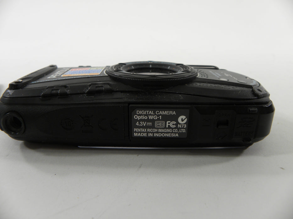 Pentax Optio WG-1 14mp Digital Camera