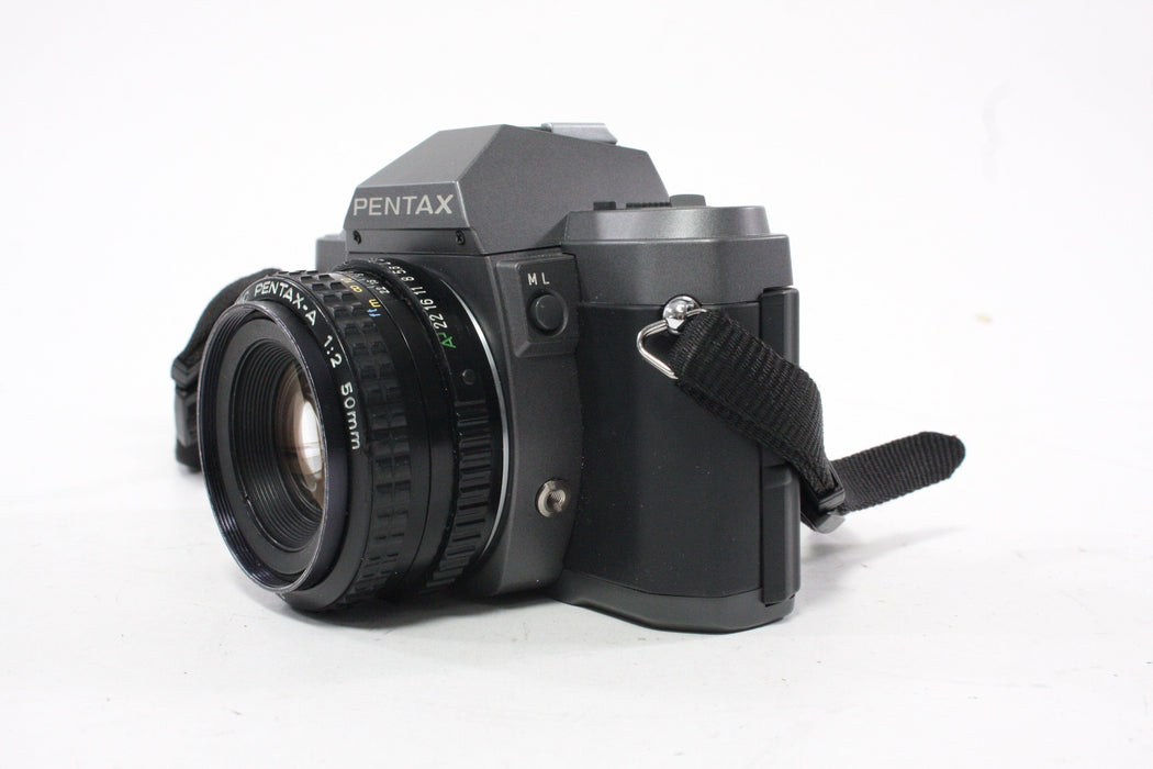 Pentax P30T 35MM SLR with Pentax-A 50mm f2 Lens