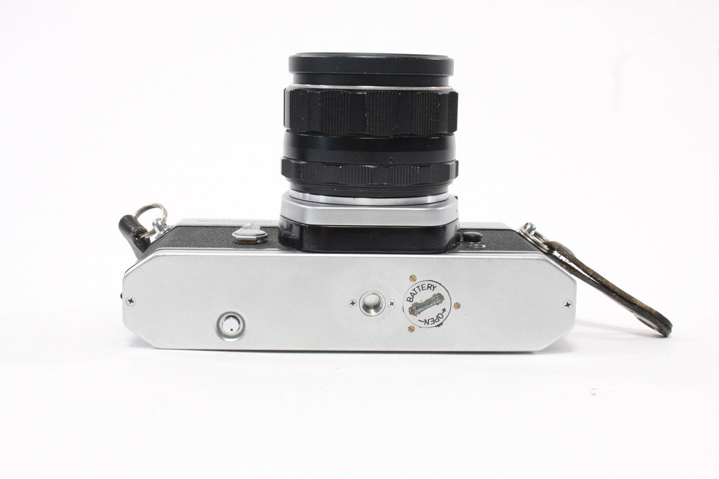 Pentax Spotmatic II 35mm with a 50mm f/1.8 Lens