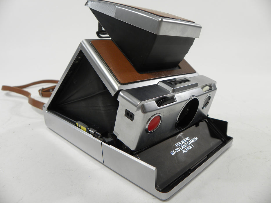 Polaroid SX-70 Instant Camera   (parts) AS IS
