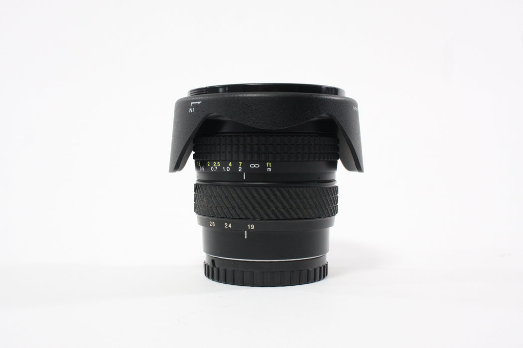 Quantarary 19-35mm f/3.5-4.5 Lens for Sony/Minolta A Mount