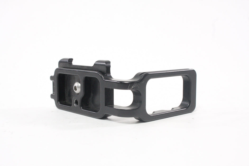 Really Right Stuff BD-200 L Bracket for Nikon D200