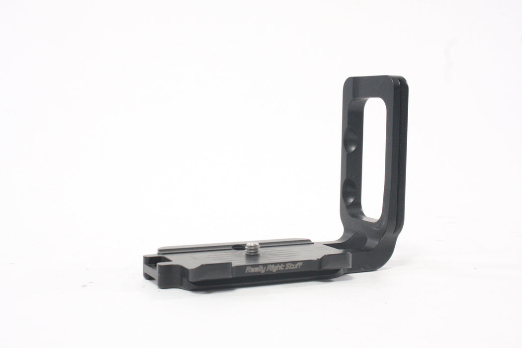 Really Right Stuff BD-200 L Bracket for Nikon D200