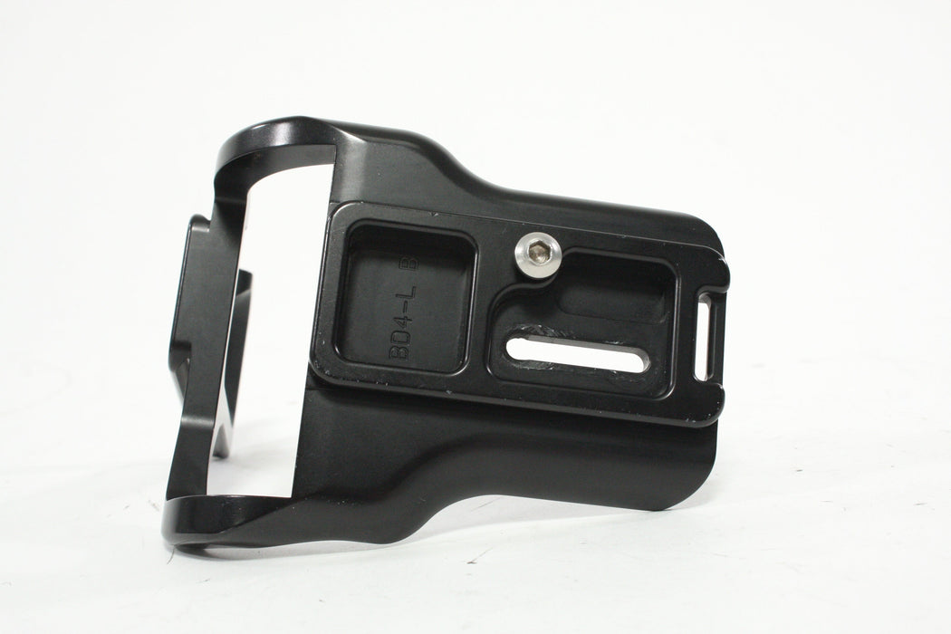 Really Right Stuff BD4-L Bracket for Nikon D4 and D4S Cameras